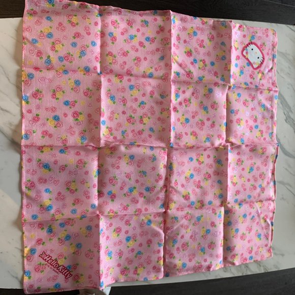 HELLO KITTY ROSE HANDKERCHIEF / TOWEL (2 ITEMS) - Picture 10 of 12